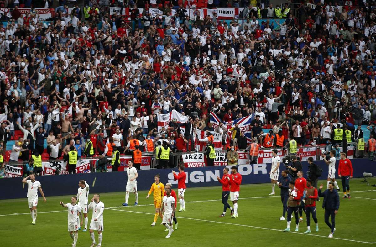 Beim Achtelfinale England gegen Deutschland waren über 40.000 Zuschauer im Wembley-Stadion.