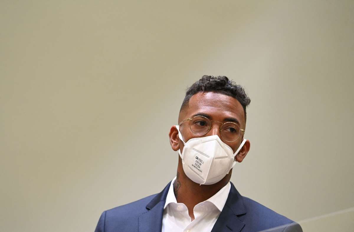 Jérôme Boateng steht in München vor Gericht. Foto: AFP/CHRISTOF STACHE