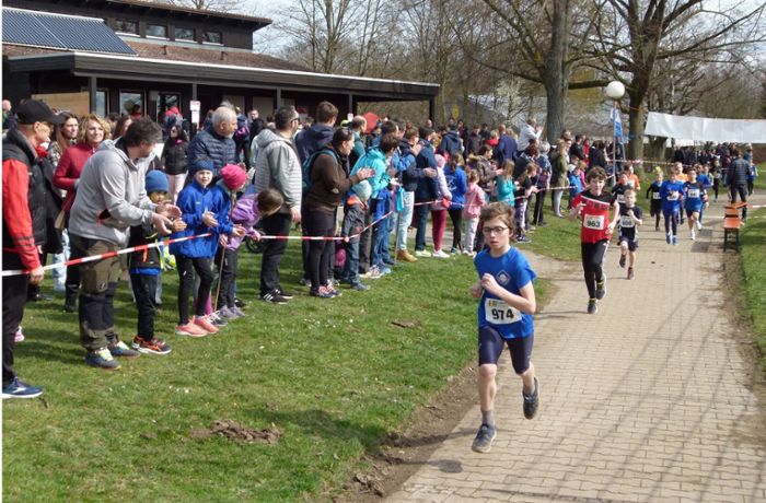 Leichtathletik in Waldenbuch: Rasend schnell rund um Hasenhof bei Kreis- und Regio-Crossmeisterschaft