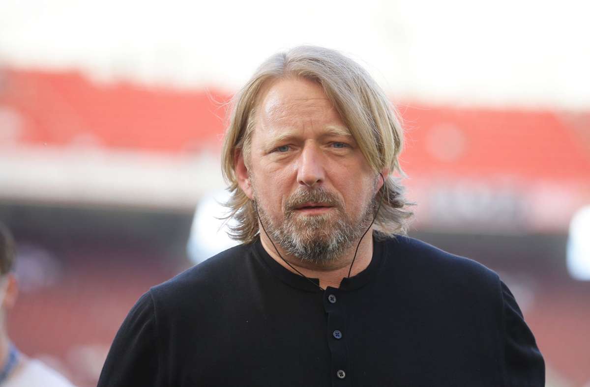 Sven Mislintat macht sich Gedanken über die Zukunft des VfB Stuttgart. Dabei geht es auch um die Rolle des Sportdirektors selbst.