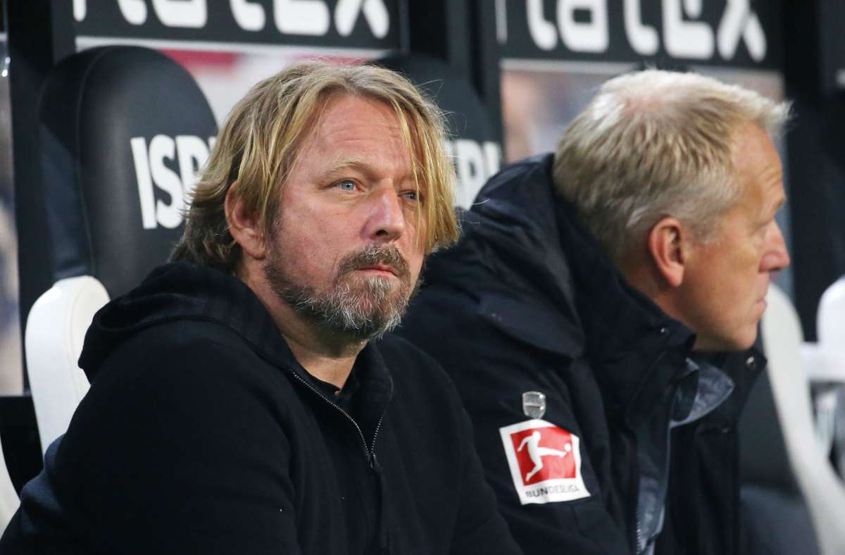 Nach dem Spiel in Gladbach stand Sven Mislintat wieder wie gewohnt Rede und Antwort. Weitere Eindrücke der Auswärtspartie des VfB sehen Sie in der nachfolgenden Bildergalerie.