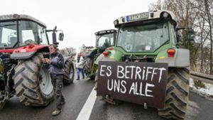Polizei kündigt neue Traktor-Konvois an