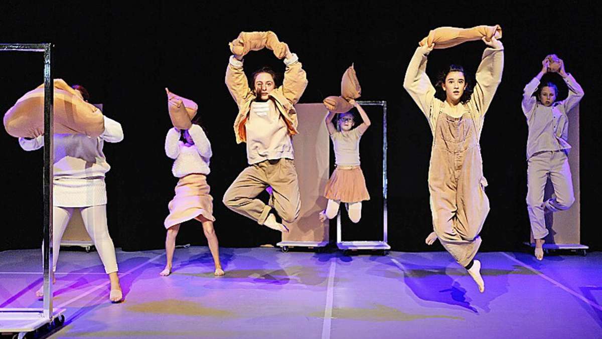 DAT-Kunstschule Böblingen: Tanzproduktion auf Münchner Festival eingeladen
