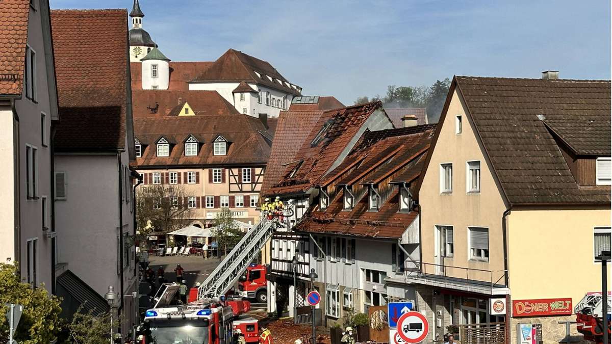 Großeinsatz in historischem Kern: Feuer in Altstadt bewegt Waldenbuch