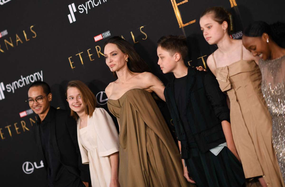Kontakt zu Corona-Infizierten?: Angelina Jolie muss nach Filmpremiere in Selbstquarantäne