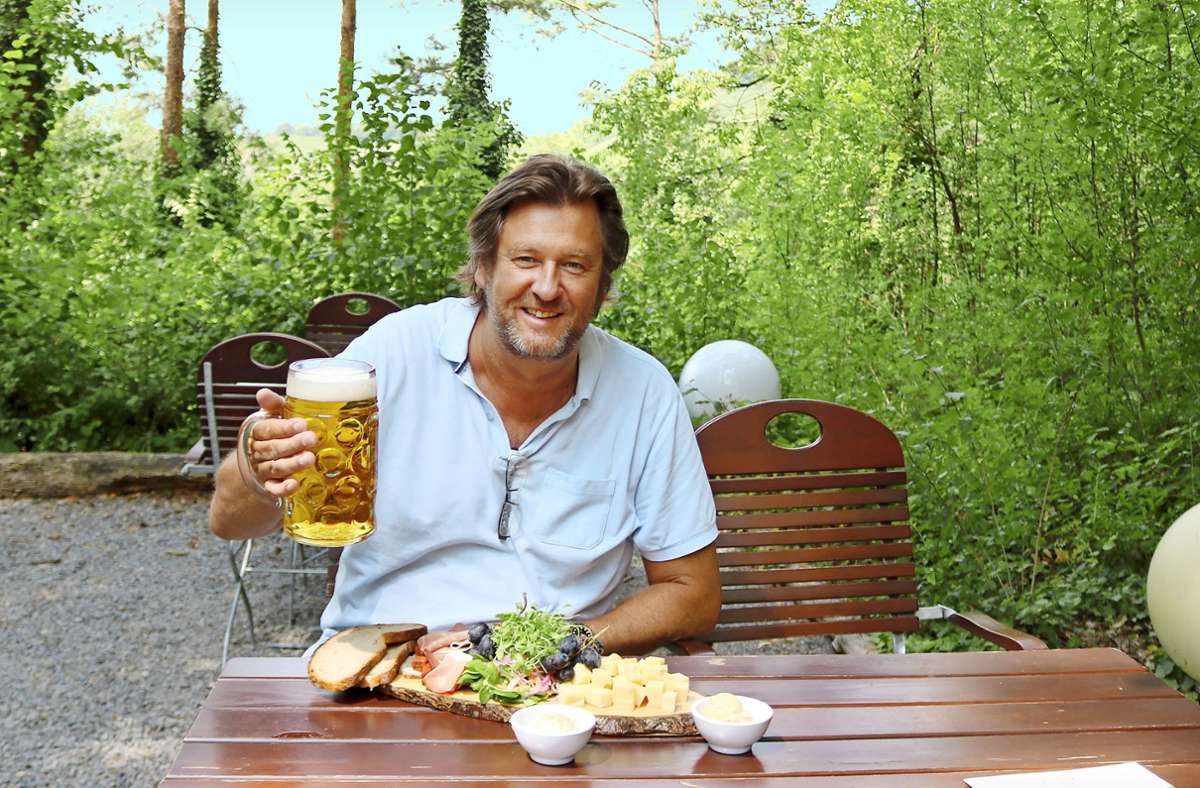 Matthias Hönes betreibt den Schützenhaus-Biergarten auf dem Korber Kopf.