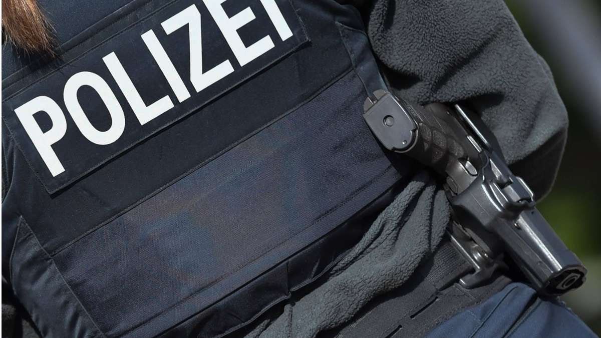 Vorfall in Böblingen: Mann zerrt Junge in VW Bus – Passanten retten Zehnjährigen