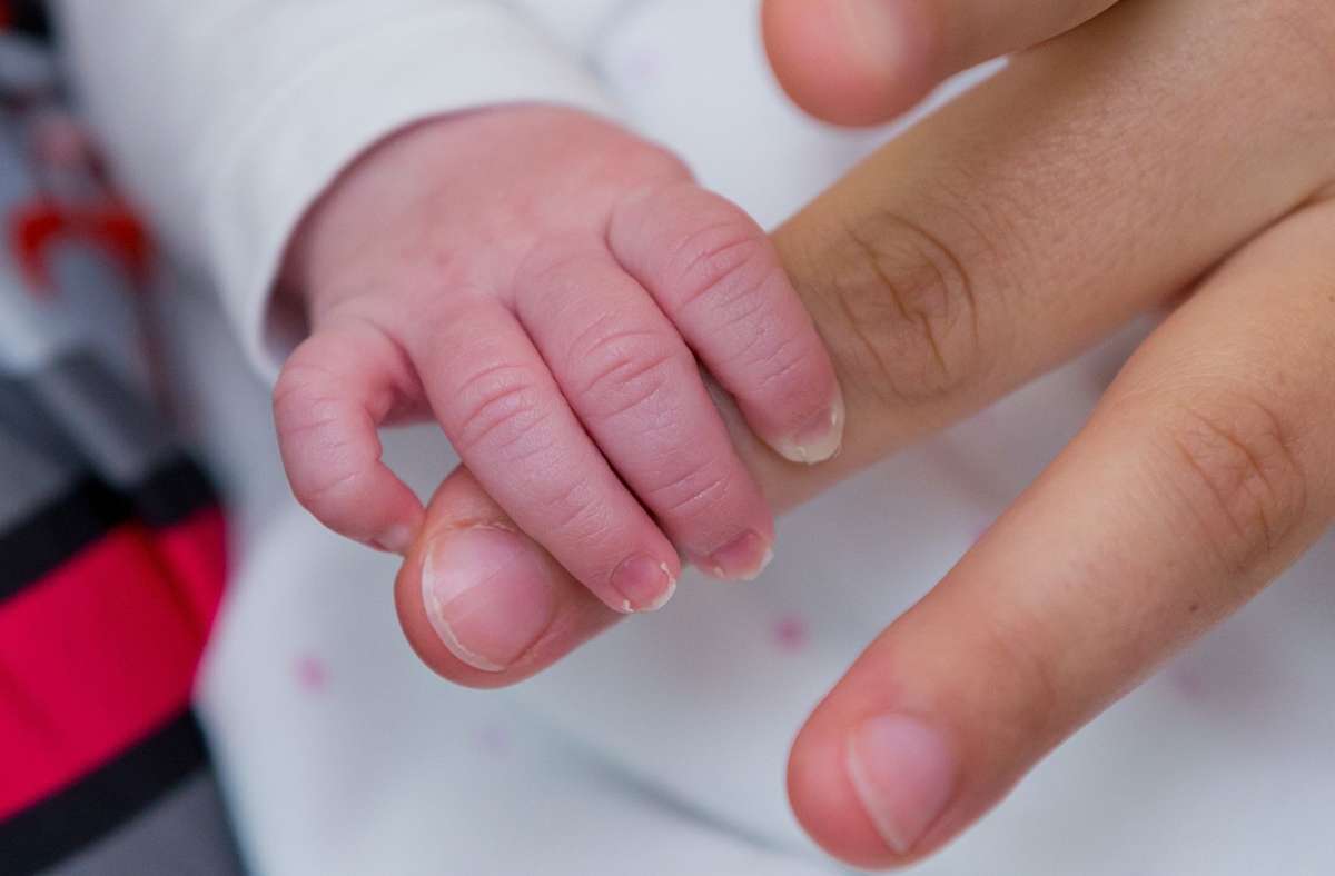 Geburtskliniken im Vergleich: Wo soll mein Kind zur Welt kommen?