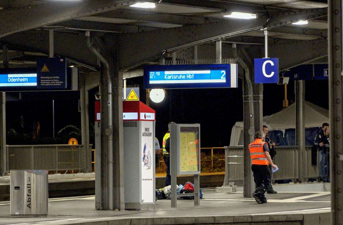 Karlsruhe: Fußgänger von TGV-Schnellzug erfasst und getötet