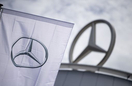 Mercedes-Benz hat bestimmte Autos verschiedener  Baureihen zurückgerufen. (Symbolfoto) Foto: dpa/Sebastian Gollnow