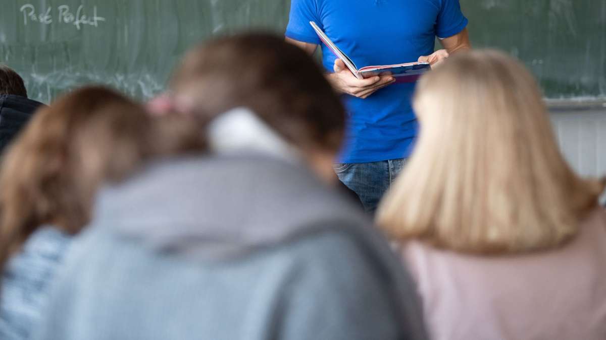 Baden-Württemberg: Lehrkräfte klagen wegen zu vieler Überstunden