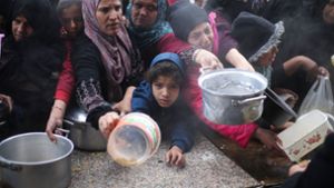 UN-Organisationen: Kinder verhungern im Gazastreifen