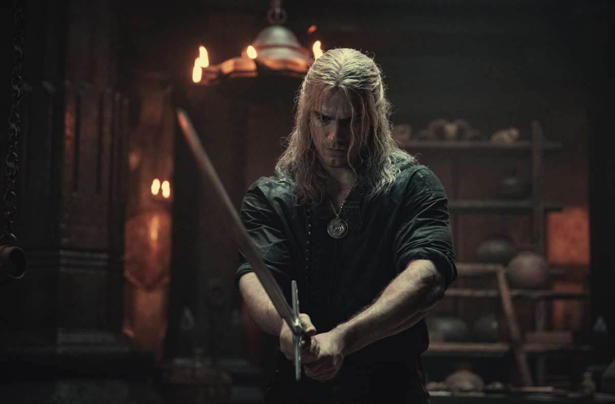 Netflix-Serie mit Henry Cavill: „The Witcher“: Hauptdarsteller fühlt sich als Außenseiter