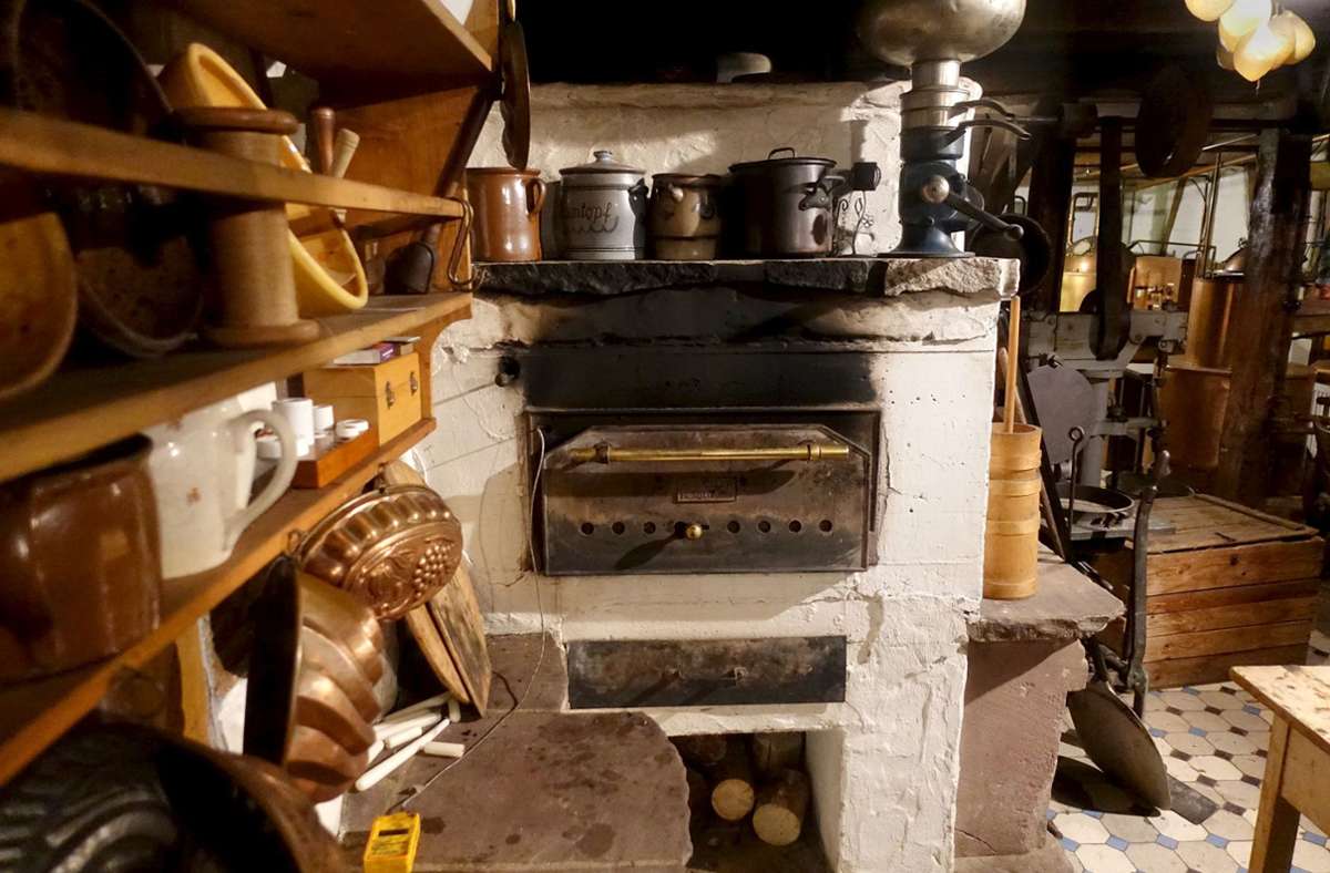 Von wegen museal, dieser Ofen ist oft in Betrieb.