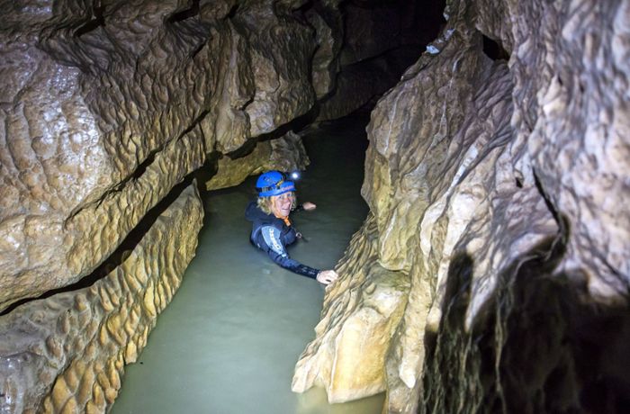 Höhlen auf der Schwäbischen Alb: Falkensteinerhöhle – in eisigen Tiefen
