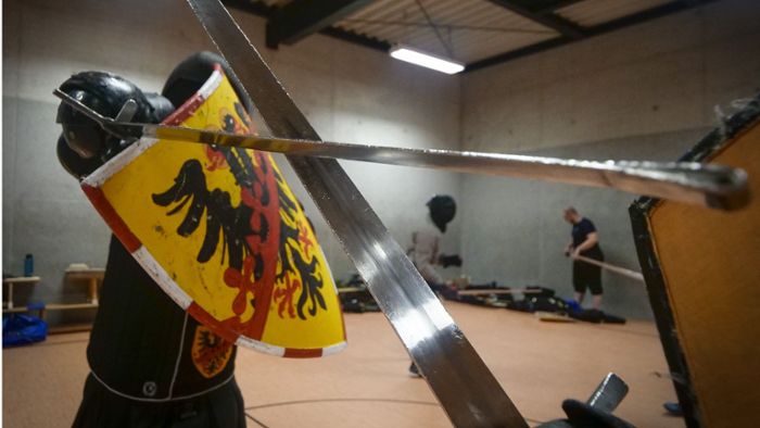 Warum historischer Schwertkampf ein beliebtes Hobby ist