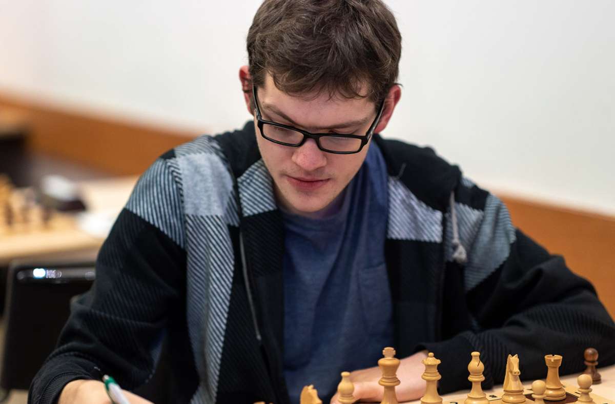 Schach-Open in Böblingen Remis gegen den Schnellspieler vom Südkaukasus - Weiterer Lokalsport